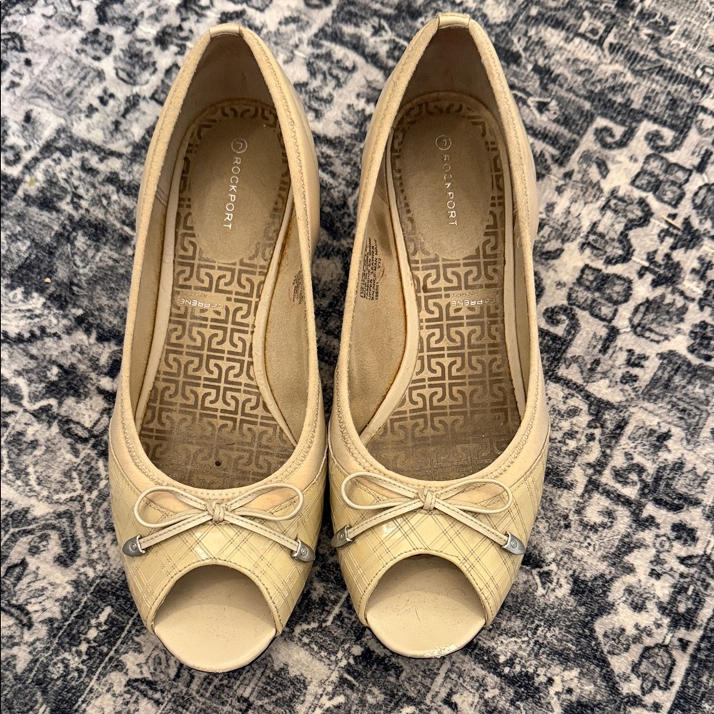 Rockport Women's Tan Peep Toe Heels